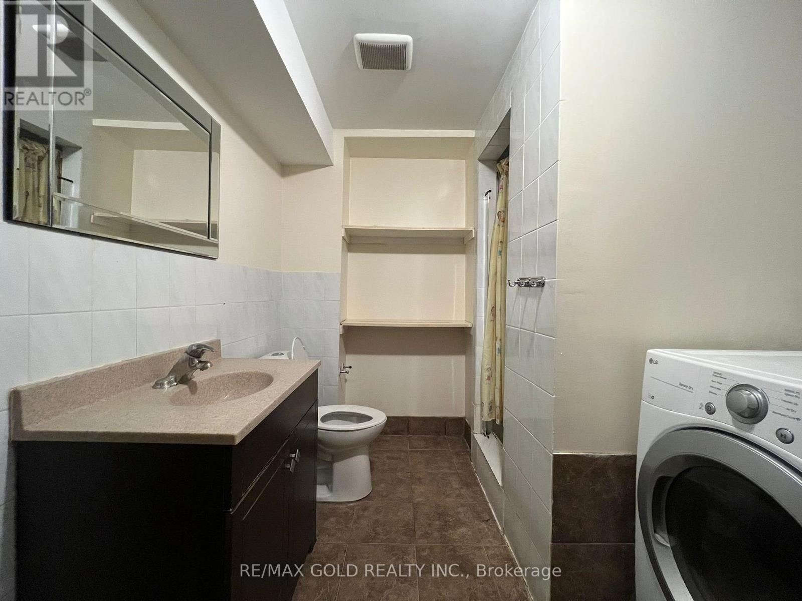 Bsmt - 3407 Crimson King Circle, Mississauga, Ontario  L5N 8M9 - Photo 6 - W12972492