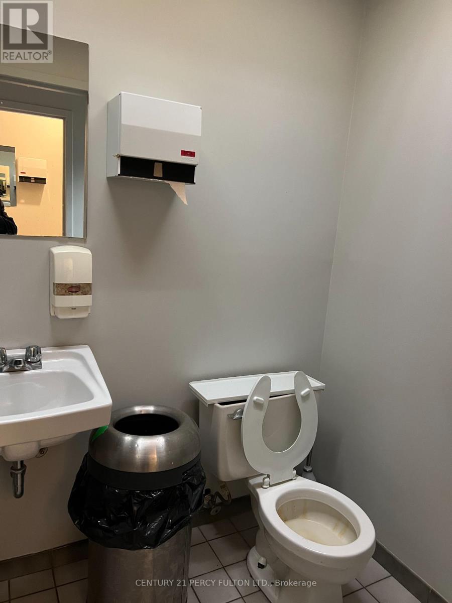 100 - 230 Eddystone Avenue, Toronto, Ontario  M3N 1H7 - Photo 24 - W12972526