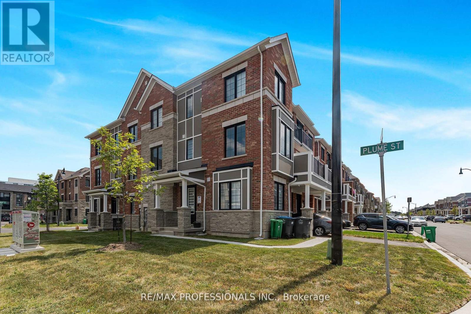 3 KEPPEL CIRCLE, Brampton, Ontario