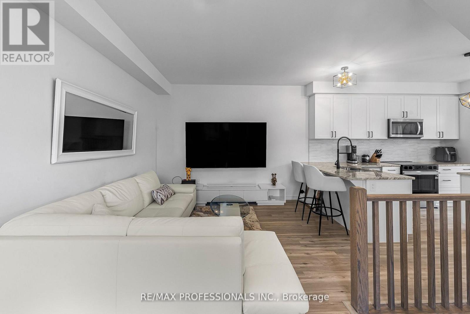 3 Keppel Circle, Brampton, Ontario  L7A 5K4 - Photo 14 - W12972550