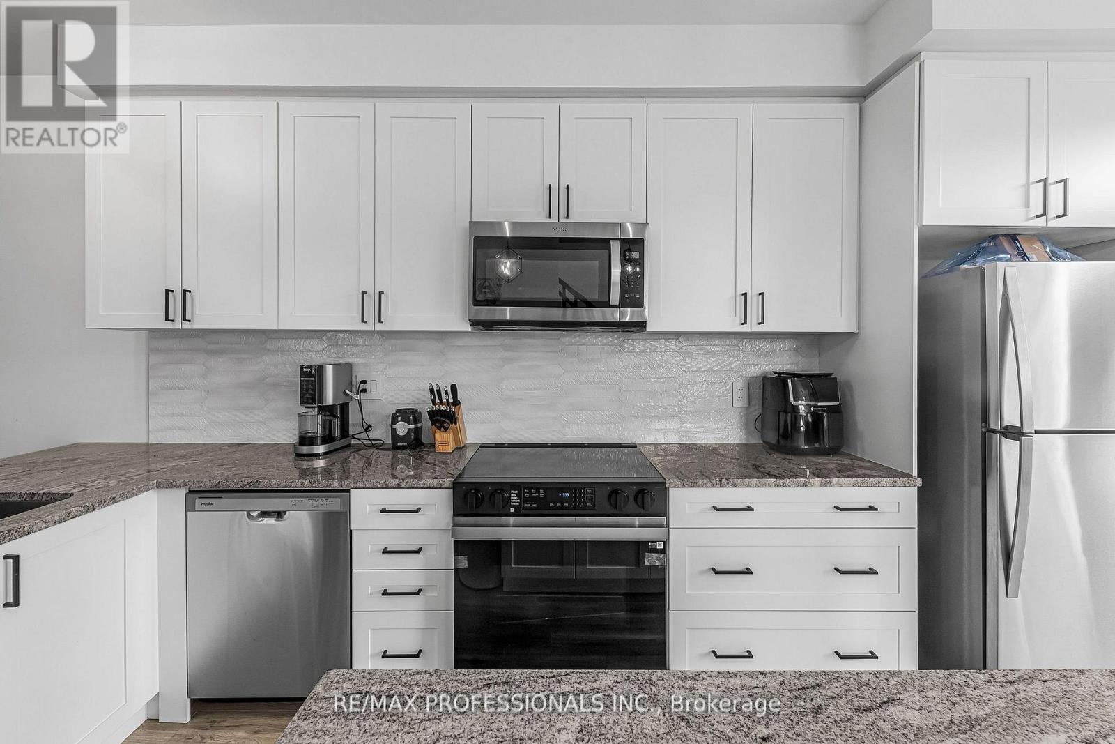 3 Keppel Circle, Brampton, Ontario  L7A 5K4 - Photo 21 - W12972550