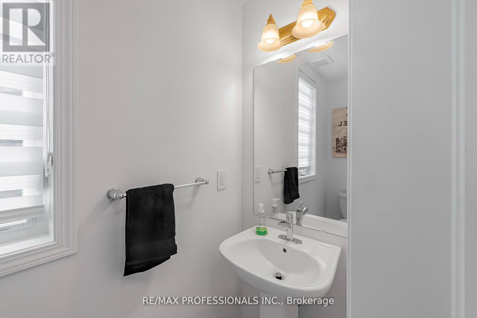 3 Keppel Circle, Brampton, Ontario  L7A 5K4 - Photo 25 - W12972550