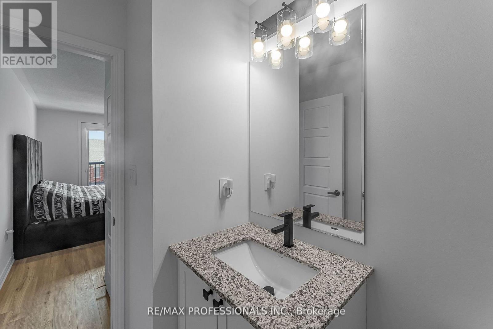 3 Keppel Circle, Brampton, Ontario  L7A 5K4 - Photo 31 - W12972550