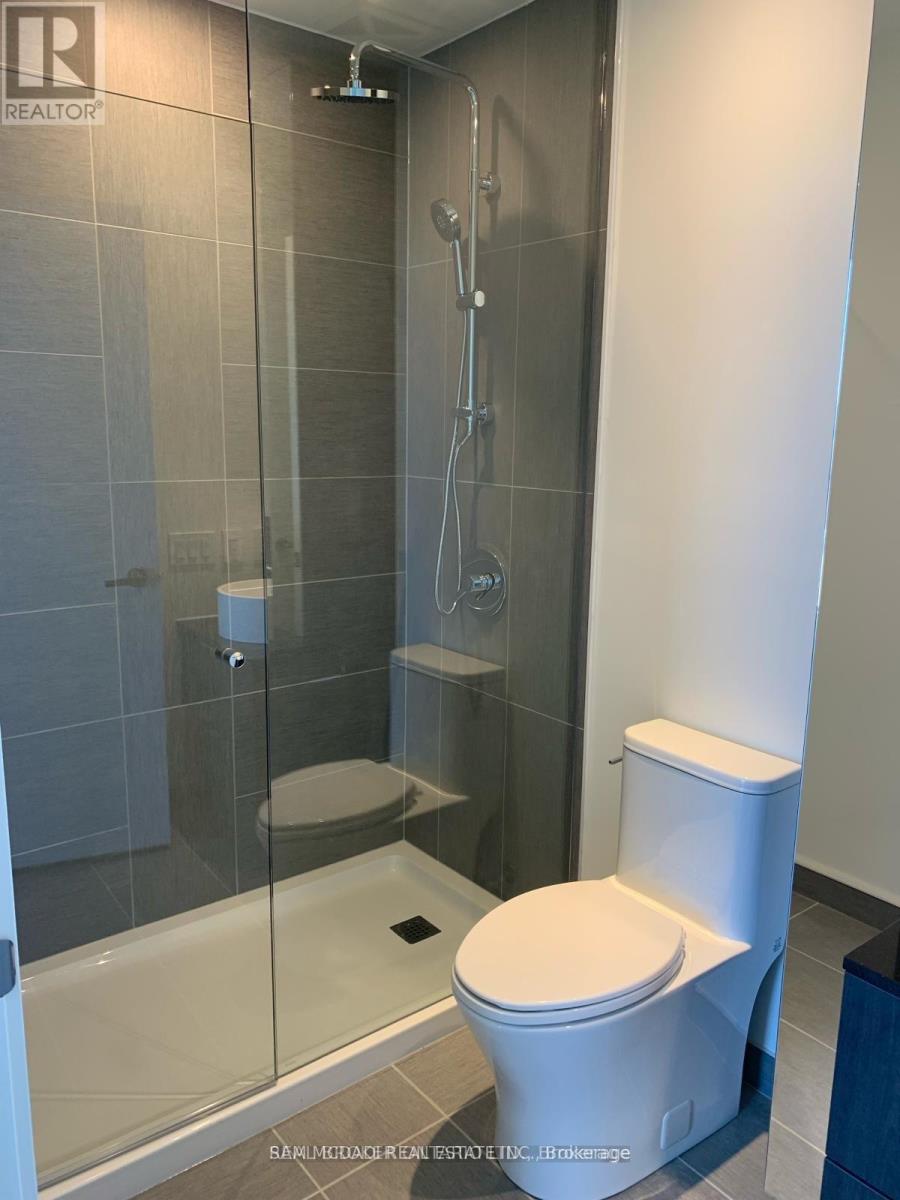 301 - 28 Ann Street E, Mississauga, Ontario  L5G 0E1 - Photo 10 - W12972552