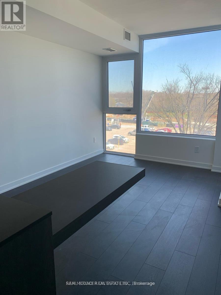 301 - 28 Ann Street E, Mississauga, Ontario  L5G 0E1 - Photo 9 - W12972552