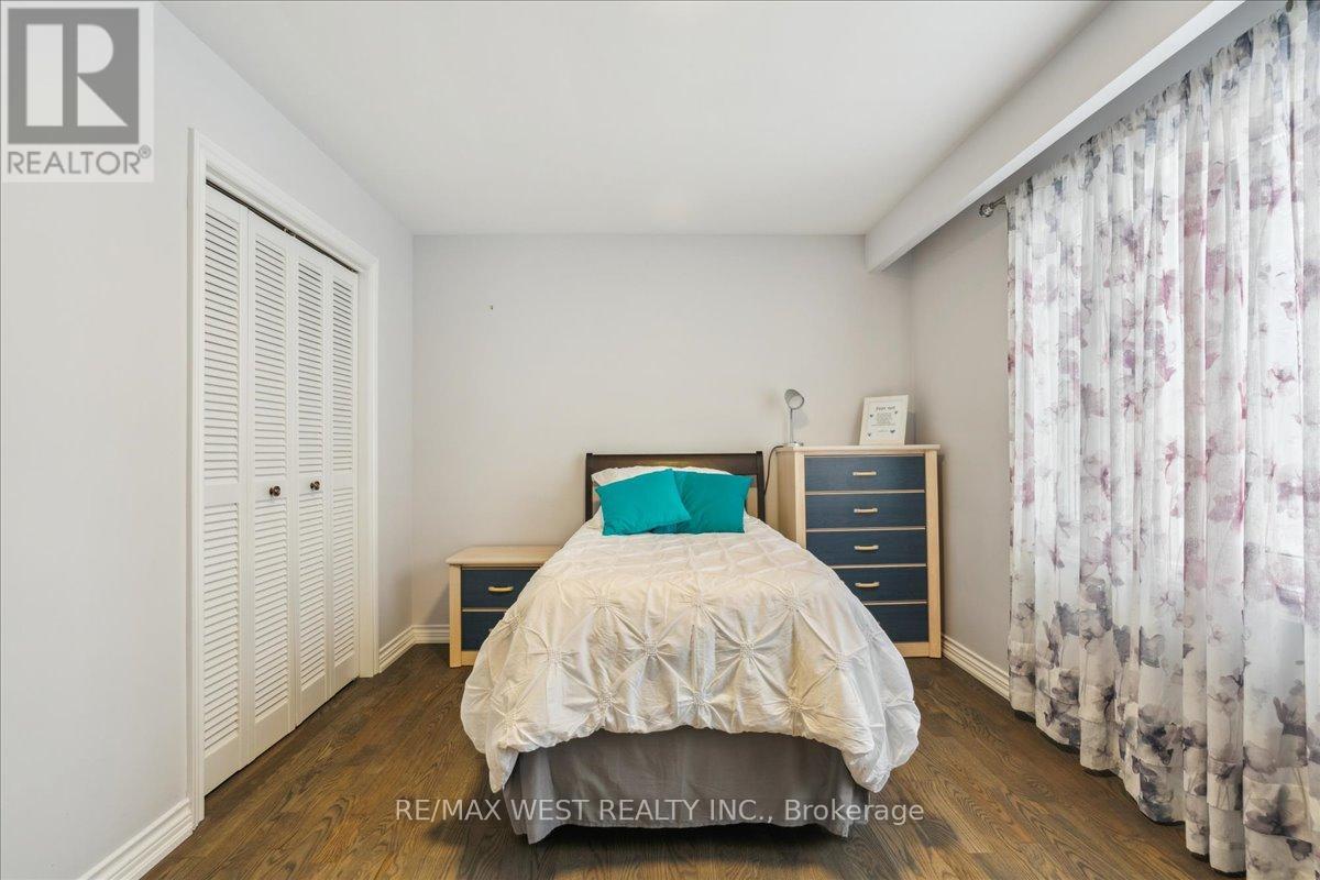 8438 Ninth Line, Halton Hills, Ontario  L0P 1K0 - Photo 11 - W12972566