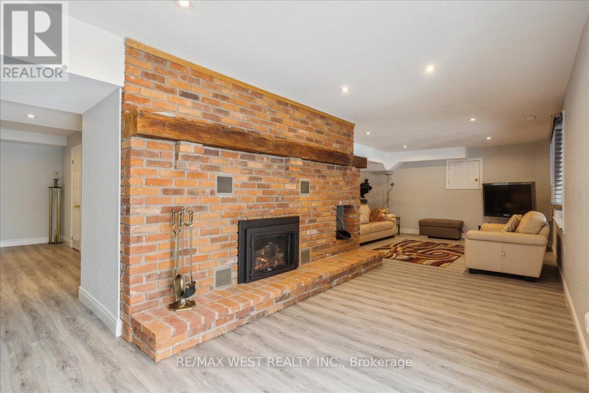 8438 Ninth Line, Halton Hills, Ontario  L0P 1K0 - Photo 14 - W12972566