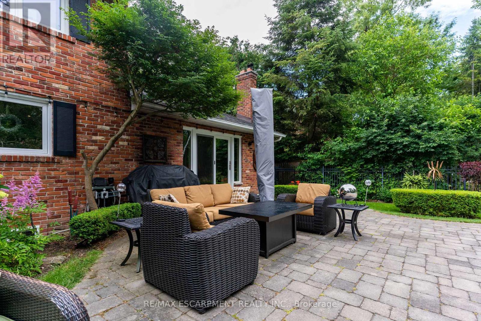 2305 Cheverie Street, Oakville, Ontario  L6J 6C5 - Photo 41 - W12972662