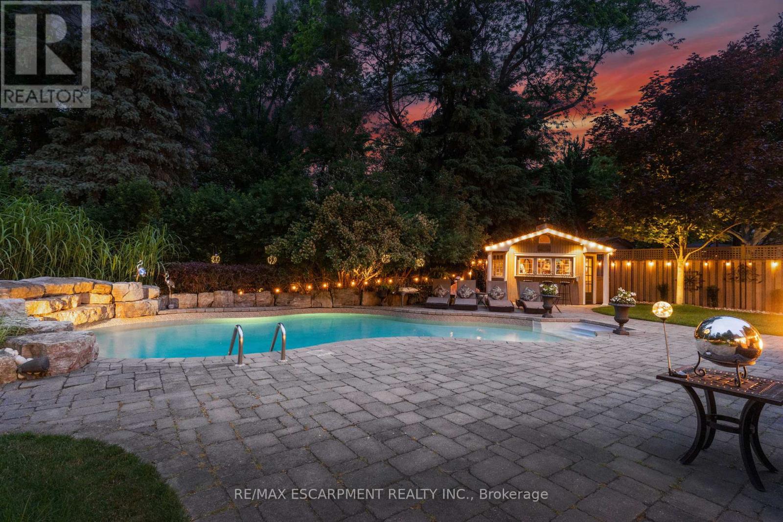 2305 Cheverie Street, Oakville, Ontario  L6J 6C5 - Photo 43 - W12972662