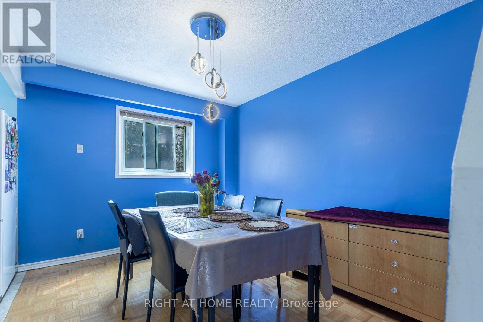 56 - 1221 Dundix Rd Road, Mississauga, Ontario  L4Y 3Y9 - Photo 10 - W12972666