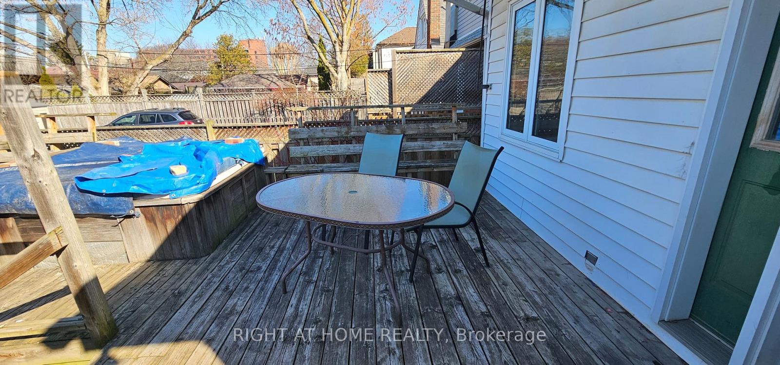 Main Floor - 72 Eleventh Street, Toronto, Ontario  M8V 3G5 - Photo 12 - W12972680