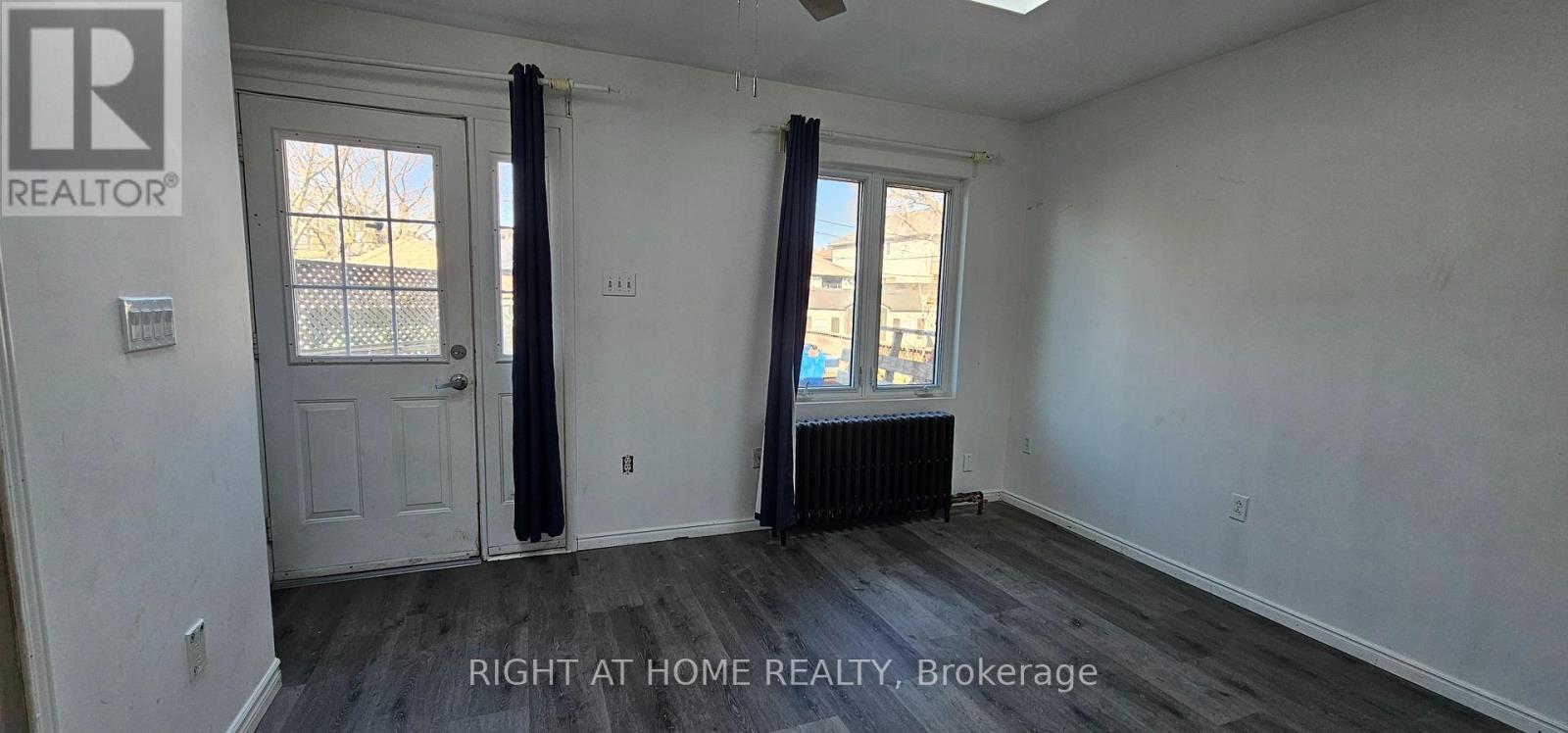 Main Floor - 72 Eleventh Street, Toronto, Ontario  M8V 3G5 - Photo 16 - W12972680