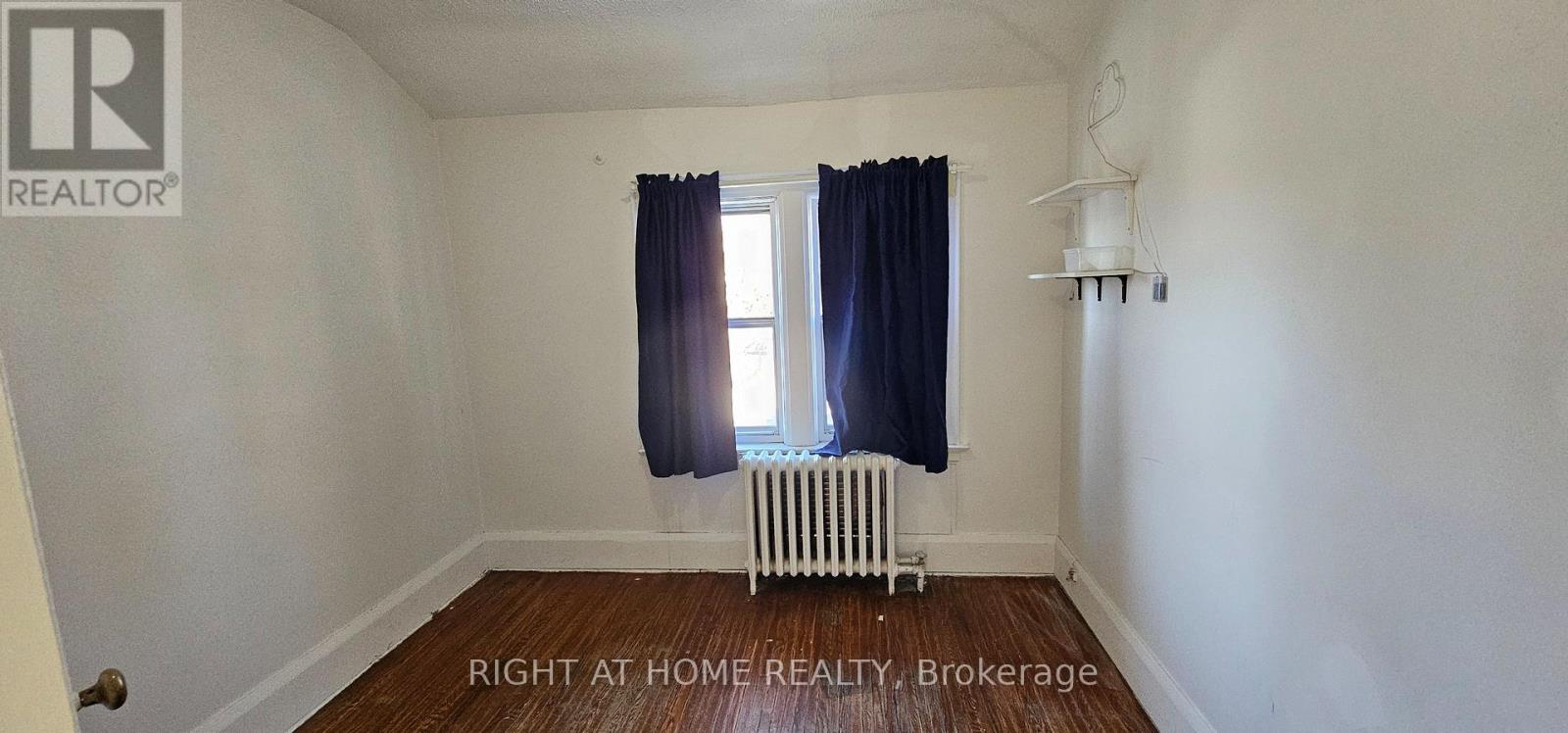 Main Floor - 72 Eleventh Street, Toronto, Ontario  M8V 3G5 - Photo 19 - W12972680