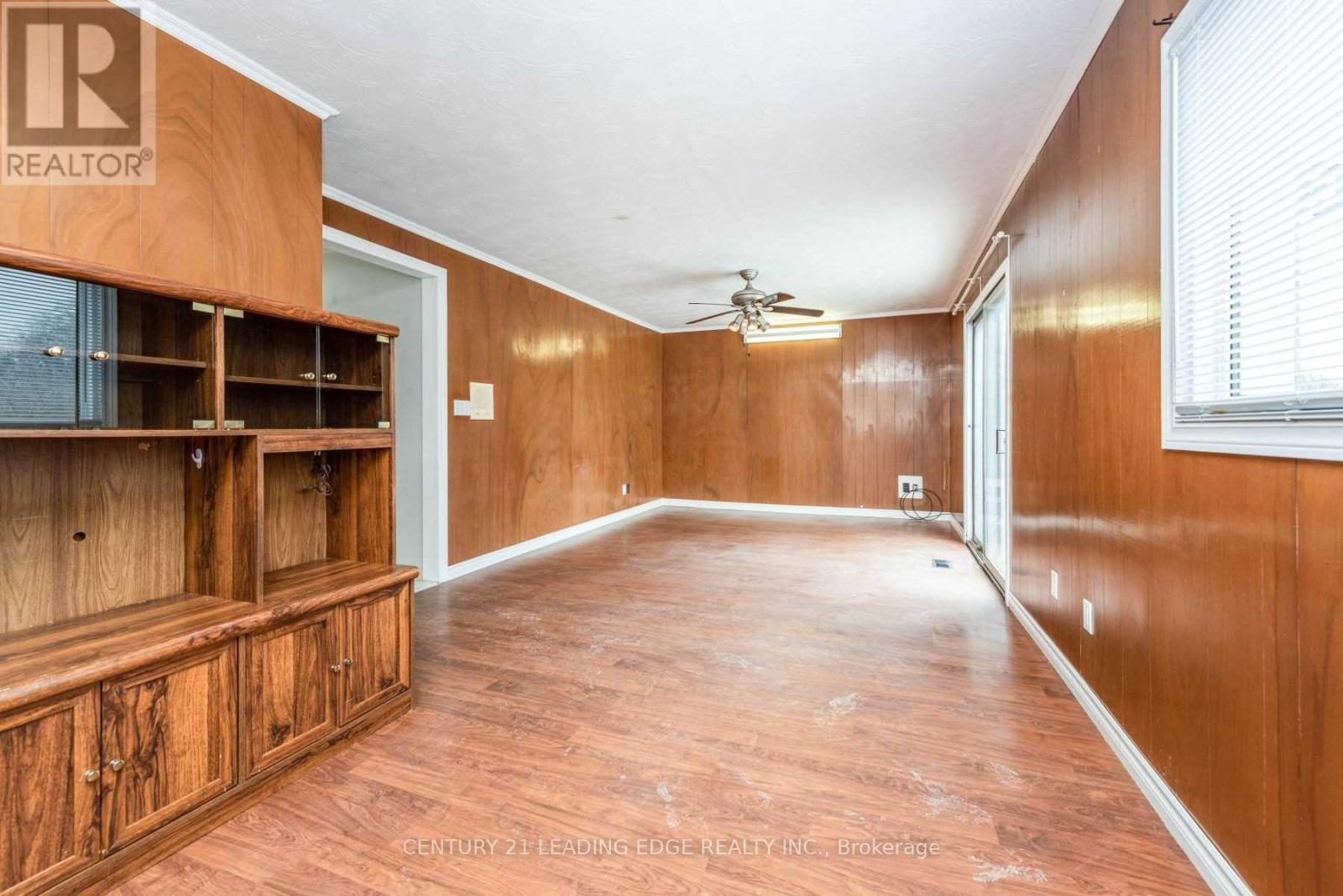 213 Grandravine Drive, Toronto, Ontario  M3J 1B9 - Photo 28 - W12972690