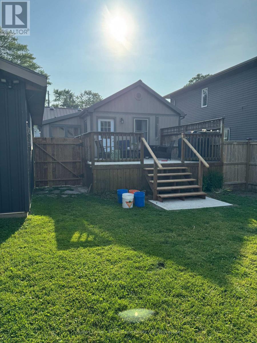 39 William Street, St. Marys, Ontario  N4X 1C8 - Photo 36 - X12698456