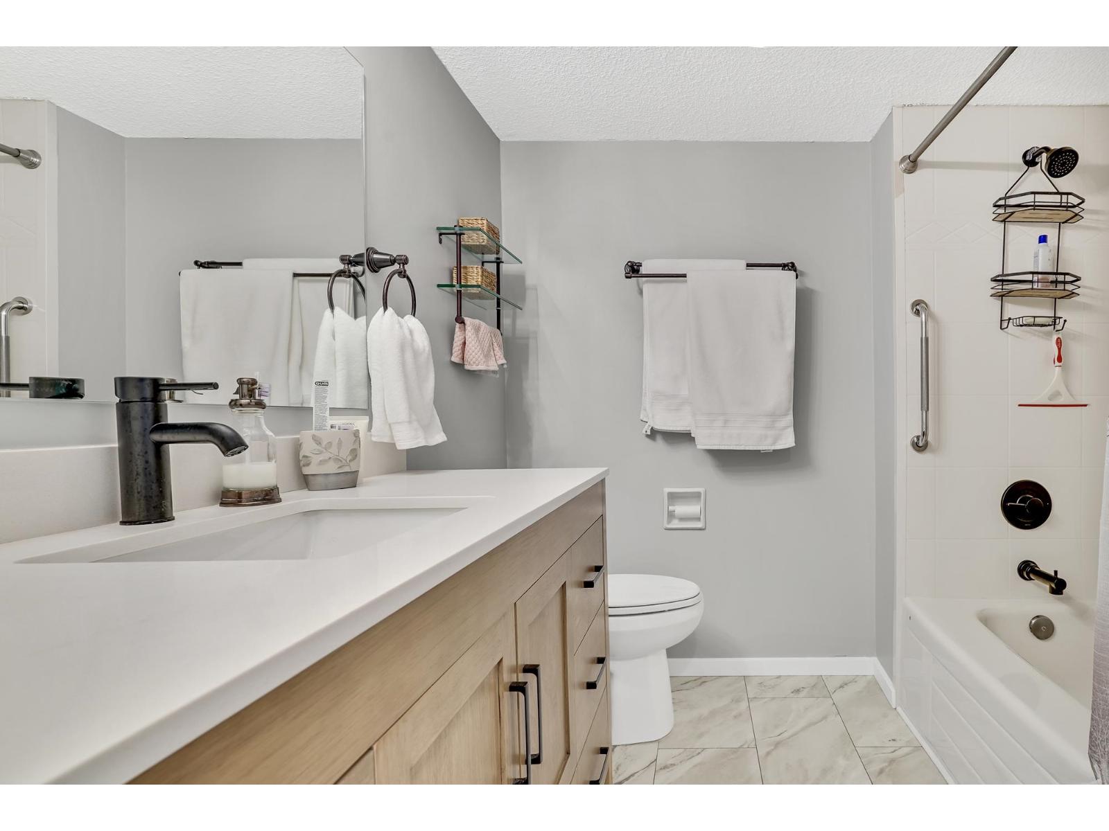 105 15041 Prospect Avenue, White Rock, British Columbia  V4B 2B5 - Photo 24 - R3108683