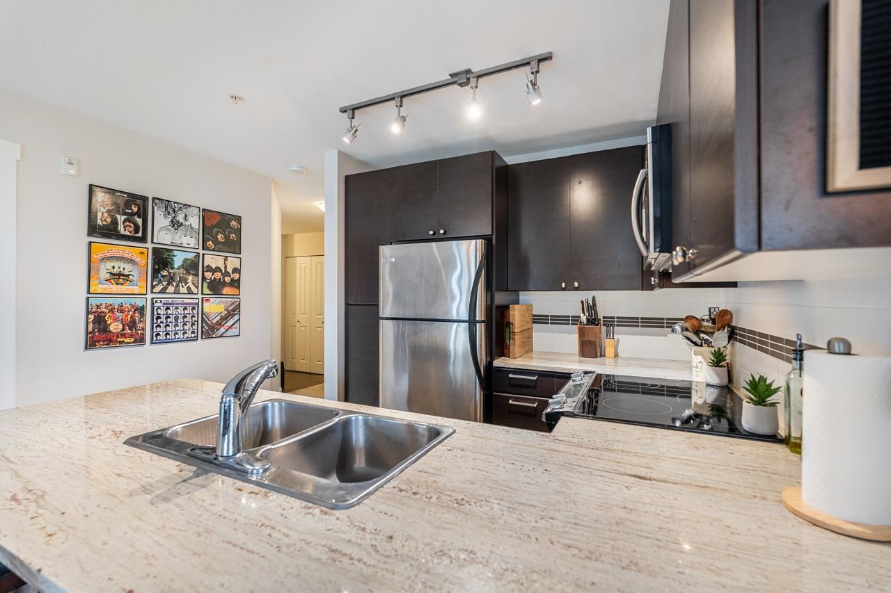 212 6500 194th Street, Surrey, British Columbia  V4N 5X4 - Photo 5 - R3108686