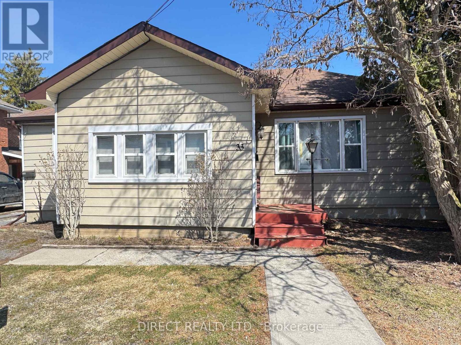 33 Sinclair Street, Belleville (Belleville Ward), Ontario  K8P 3S5 - Photo 1 - X12642996