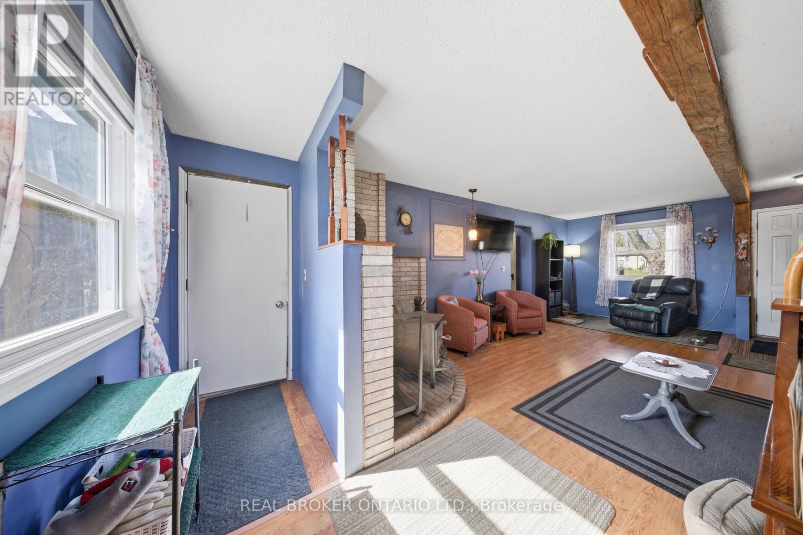 1247 Old 8 Highway, Hamilton, Ontario  L0R 1Z0 - Photo 8 - X12972380