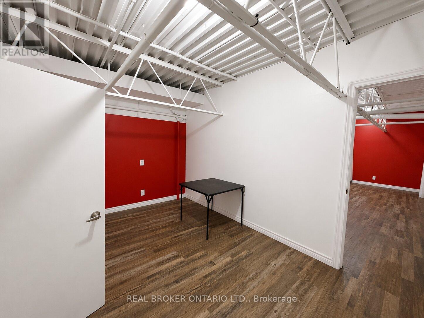 I - 227 Bunting Road, St. Catharines, Ontario  L2M 3Y2 - Photo 12 - X12972578