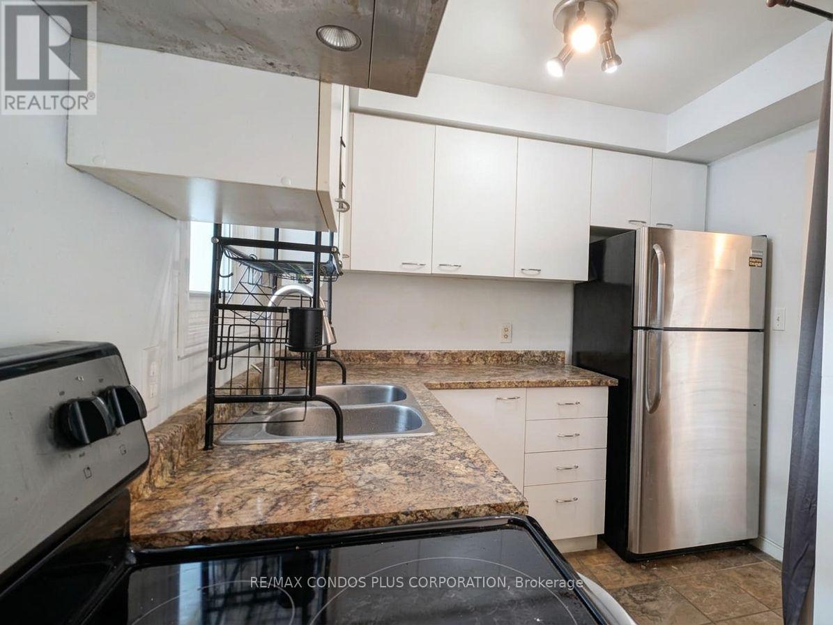 51 - 461 Beechwood Place, Waterloo, Ontario  N2T 2N8 - Photo 6 - X12972602