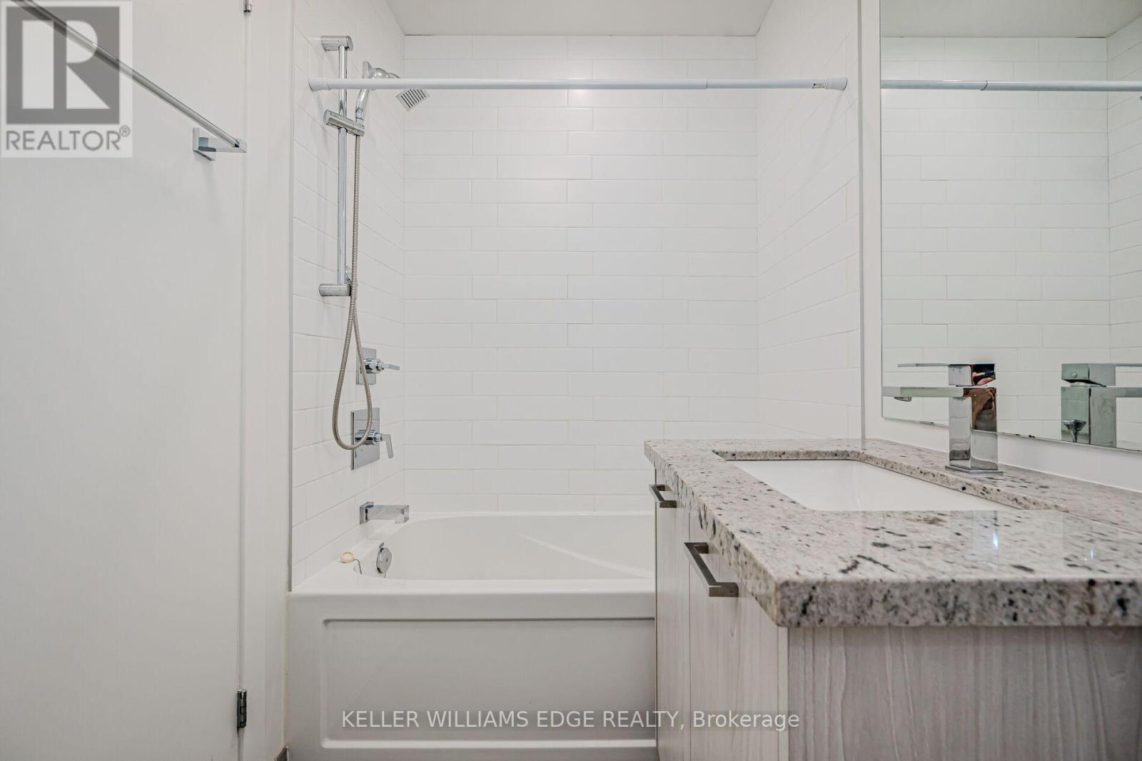 202 - 479 Charlton Avenue E, Hamilton, Ontario  L8N 0B4 - Photo 17 - X12972614