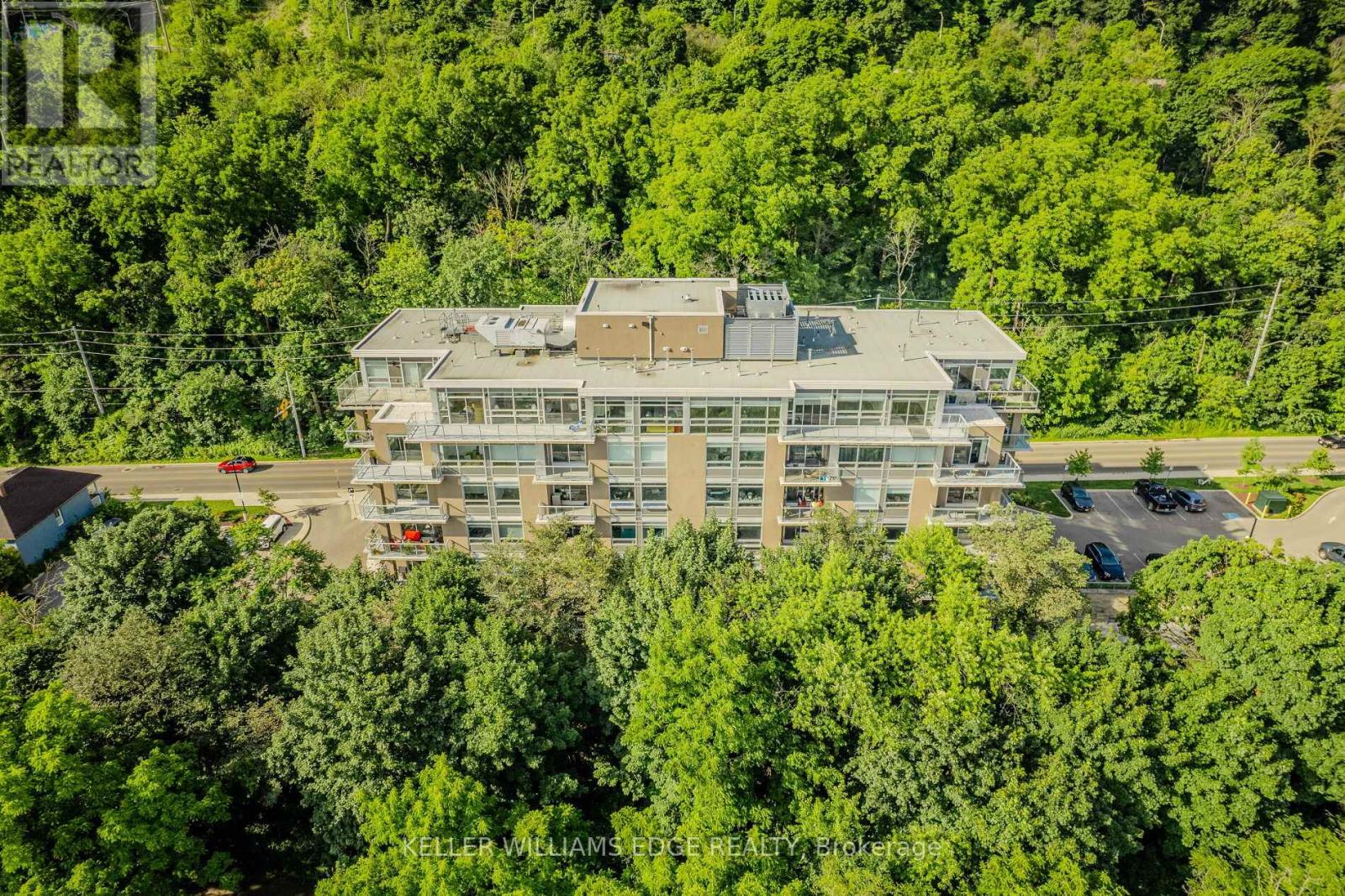 202 - 479 Charlton Avenue E, Hamilton, Ontario  L8N 0B4 - Photo 4 - X12972614