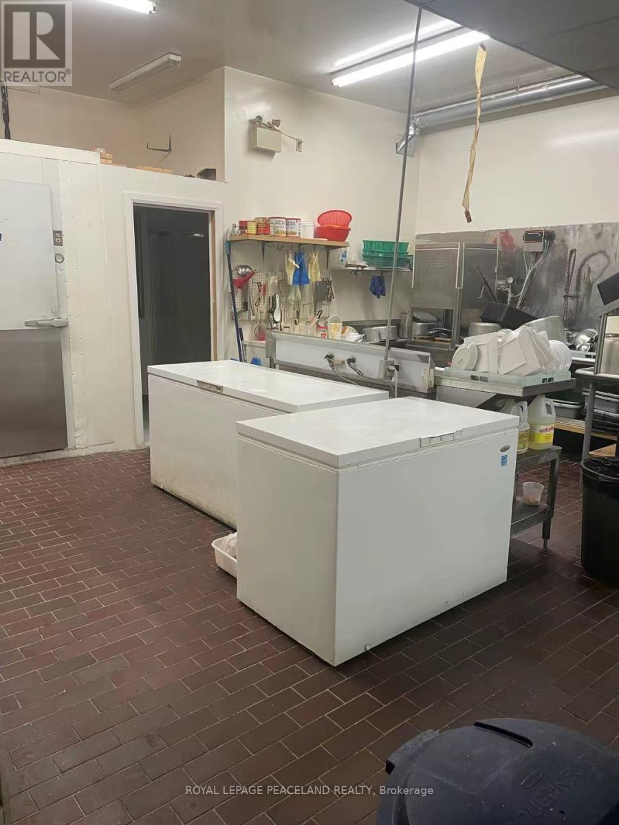 94 King Street E, Lambton Shores, Ontario  N0N 1J0 - Photo 10 - X12972696