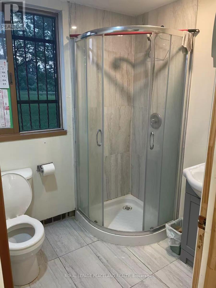 94 King Street E, Lambton Shores, Ontario  N0N 1J0 - Photo 11 - X12972696