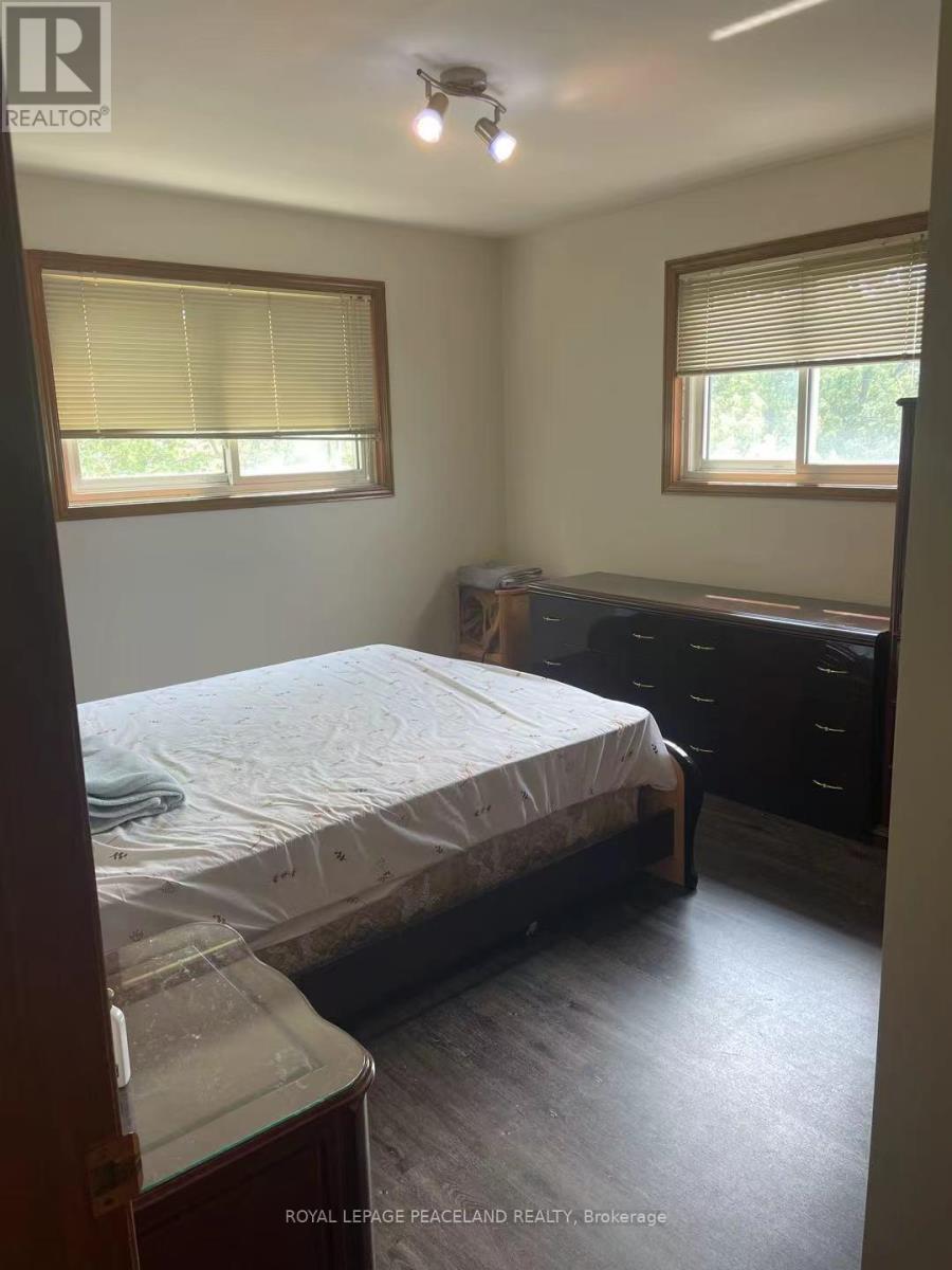 94 King Street E, Lambton Shores, Ontario  N0N 1J0 - Photo 18 - X12972696