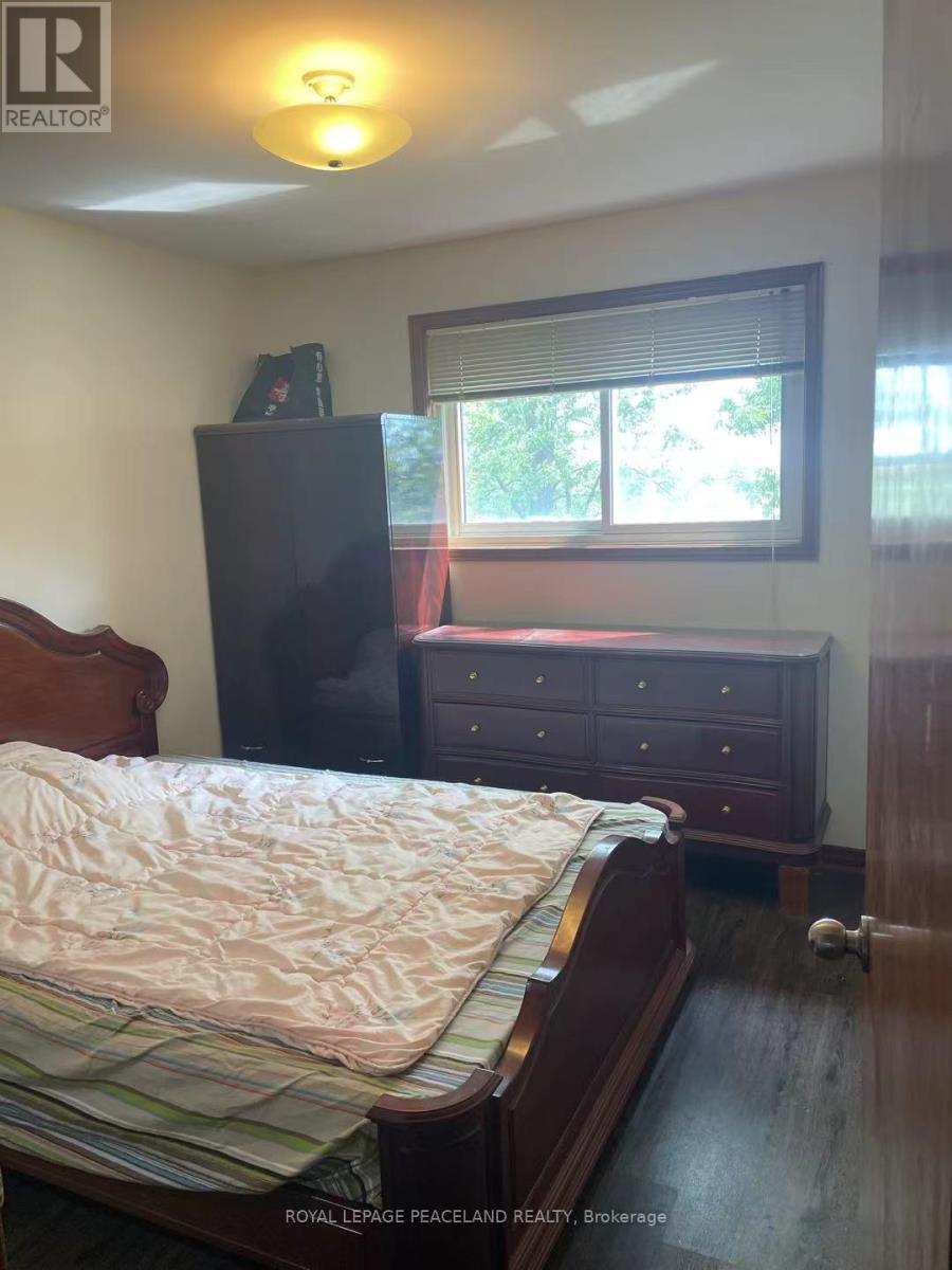 94 King Street E, Lambton Shores, Ontario  N0N 1J0 - Photo 19 - X12972696