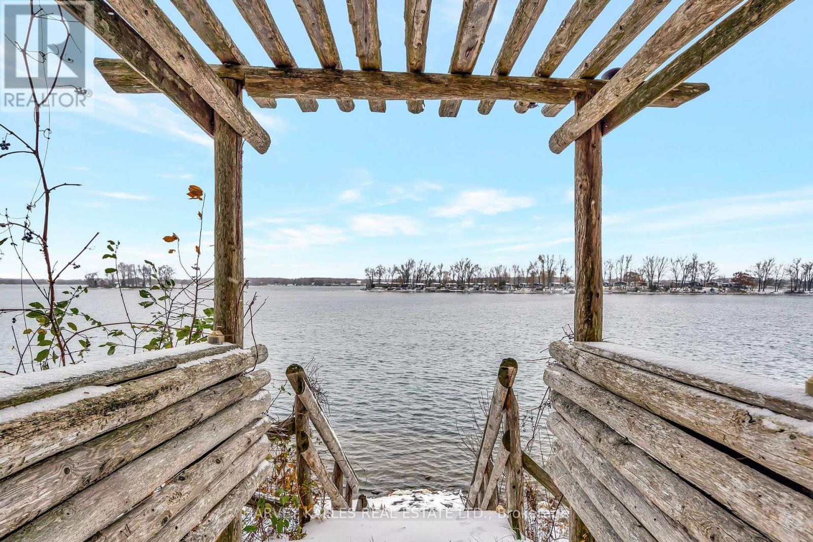 58 Valhalla Lane, Prince Edward County, Ontario  K0L 1P0 - Photo 15 - X12972700