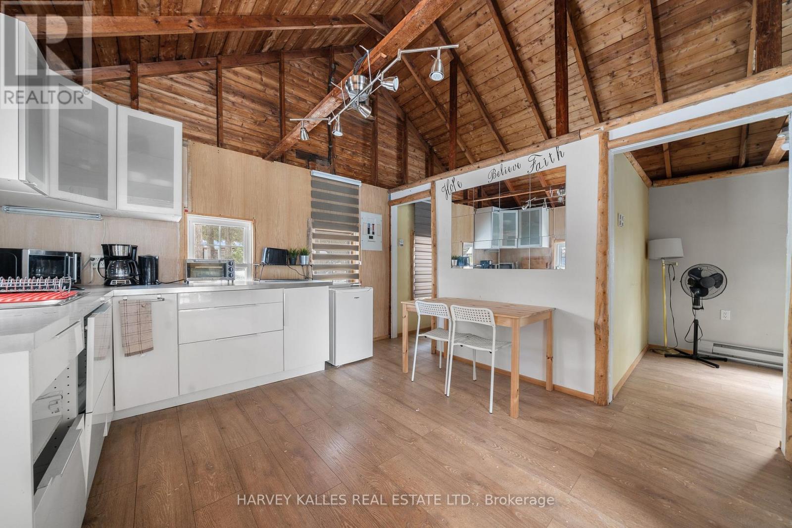 58 Valhalla Lane, Prince Edward County, Ontario  K0L 1P0 - Photo 37 - X12972700