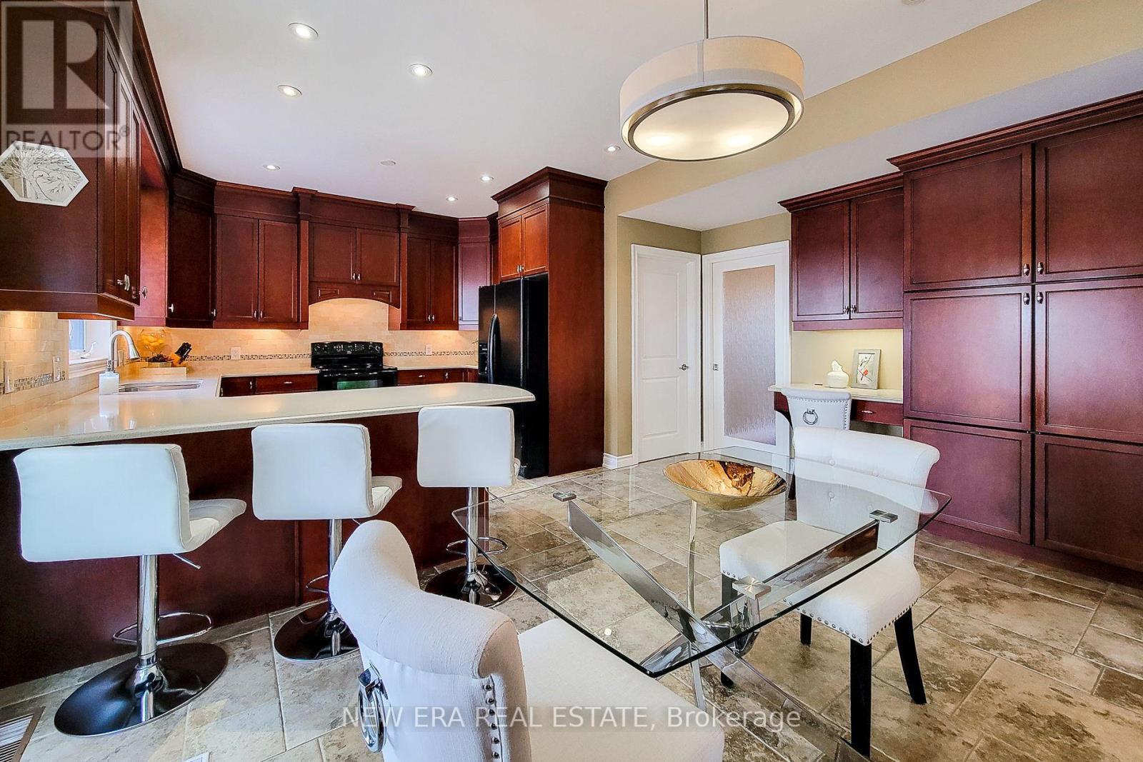 13 Alex Grant Place, St. Catharines, Ontario  L2P 0A2 - Photo 29 - X12972744