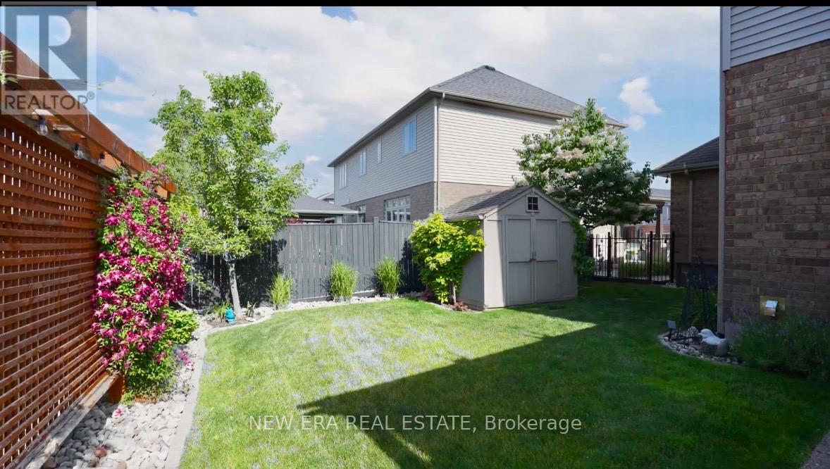 13 Alex Grant Place, St. Catharines, Ontario  L2P 0A2 - Photo 9 - X12972744