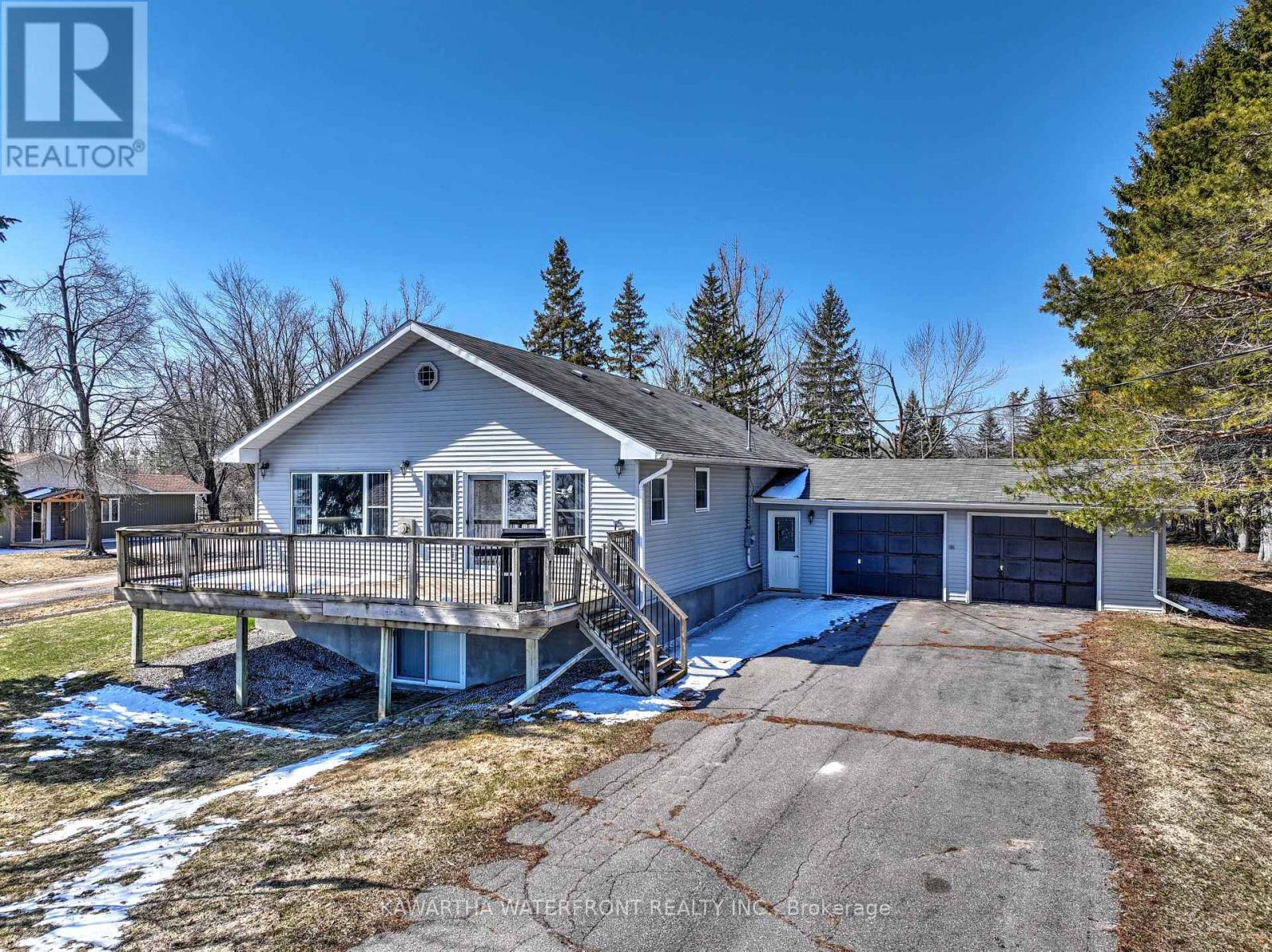 519 Long Beach Road, Kawartha Lakes, Ontario  K0M 1G0 - Photo 1 - X12847936