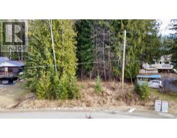 262 Glenacres Road, Nakusp, British Columbia