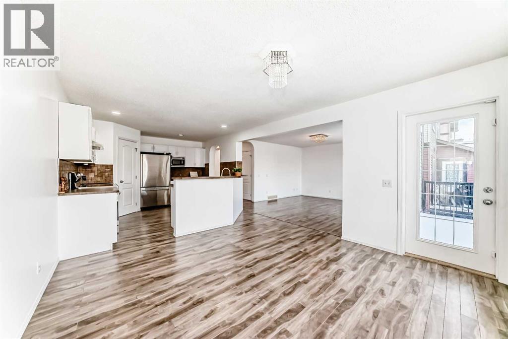 120 Springmere Grove, Chestermere, Alberta  T1X 0B5 - Photo 15 - A2275702