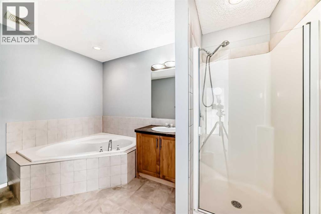 120 Springmere Grove, Chestermere, Alberta  T1X 0B5 - Photo 24 - A2275702