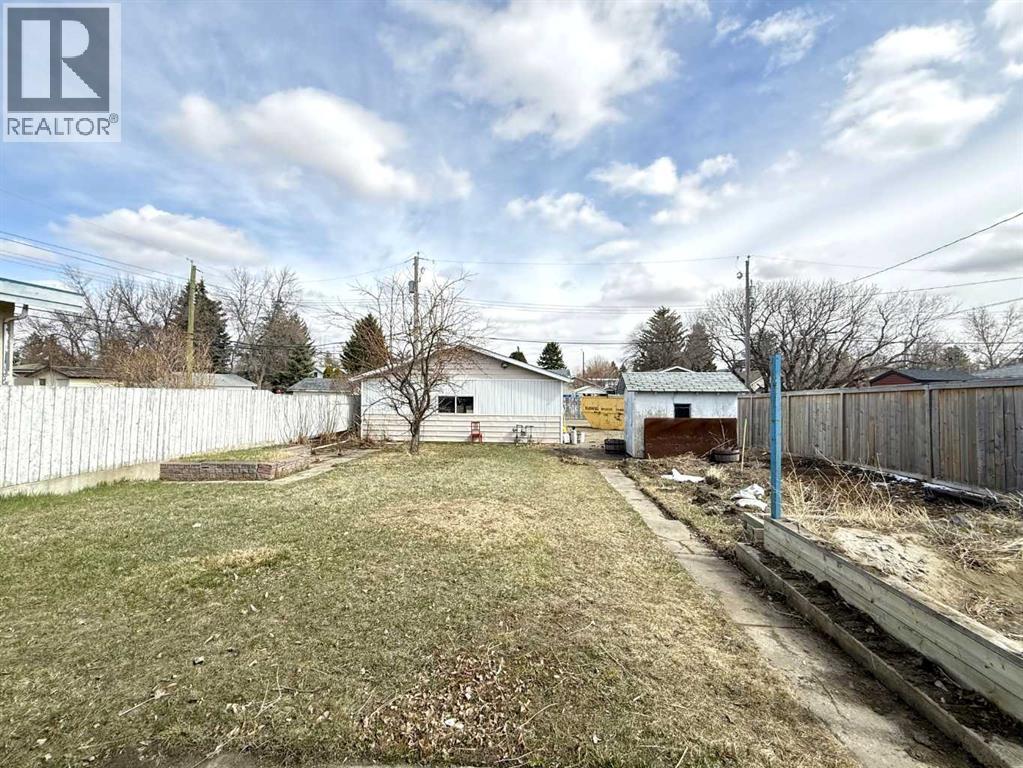 2109 18 Street, Coaldale, Alberta  T1M 1G2 - Photo 39 - A2297498