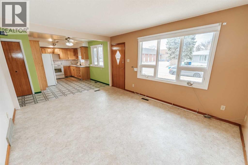 2109 18 Street, Coaldale, Alberta  T1M 1G2 - Photo 13 - A2297498