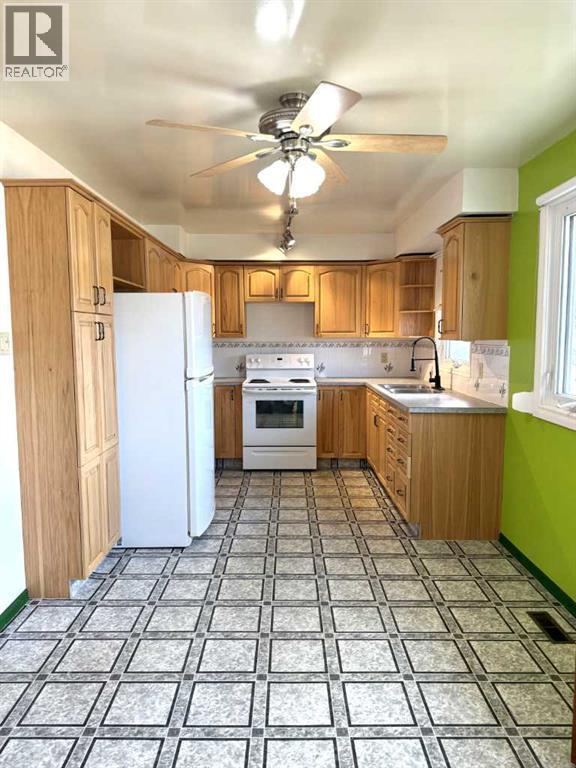 2109 18 Street, Coaldale, Alberta  T1M 1G2 - Photo 15 - A2297498