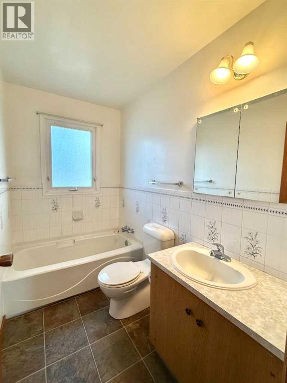 2109 18 Street, Coaldale, Alberta  T1M 1G2 - Photo 23 - A2297498