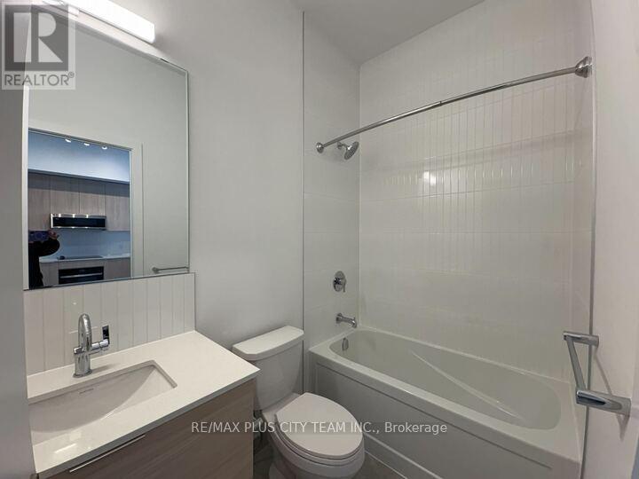 104 - 2501 Saw Whet Boulevard, Oakville, Ontario  L6M 5N2 - Photo 8 - W12960366