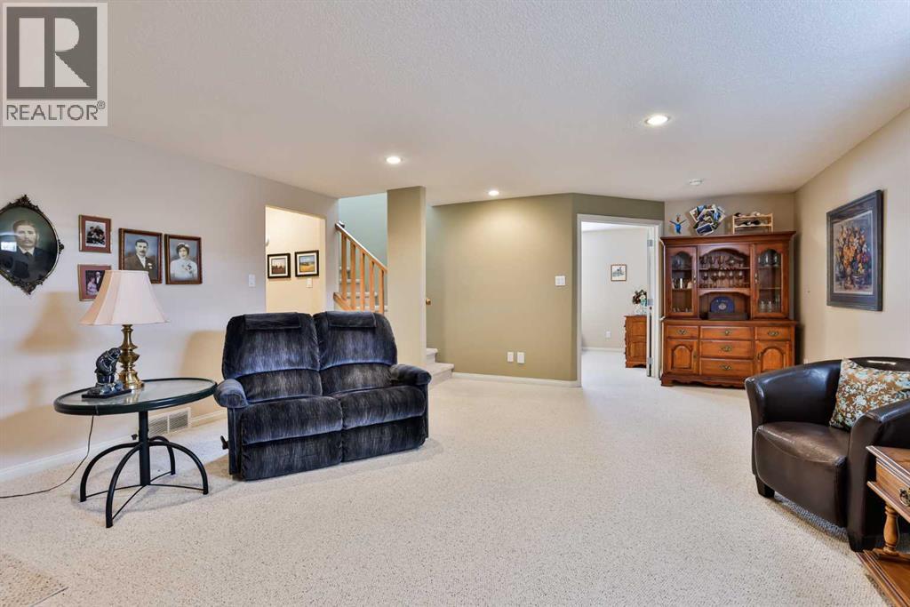 9, 140 Fairmont Road S, Lethbridge, Alberta  T1K 5P8 - Photo 17 - A2298292