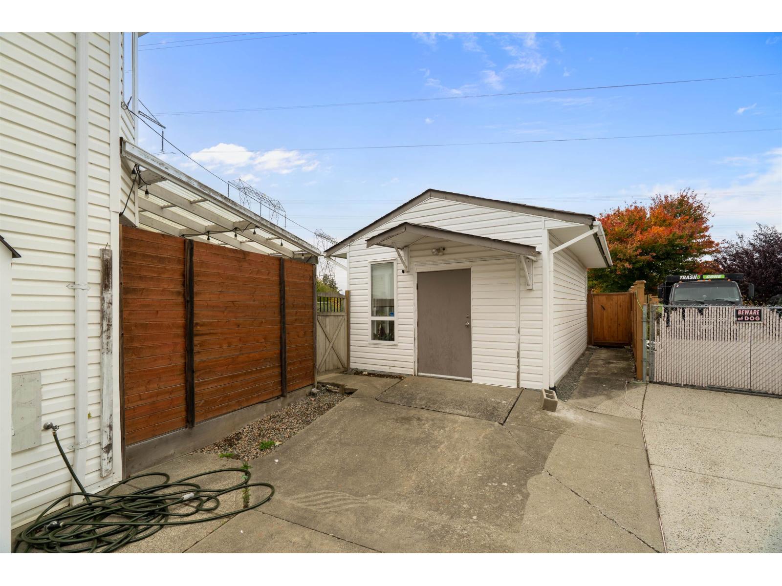 32345 Clinton Avenue, Abbotsford, British Columbia  V2T 5B3 - Photo 25 - R3107489