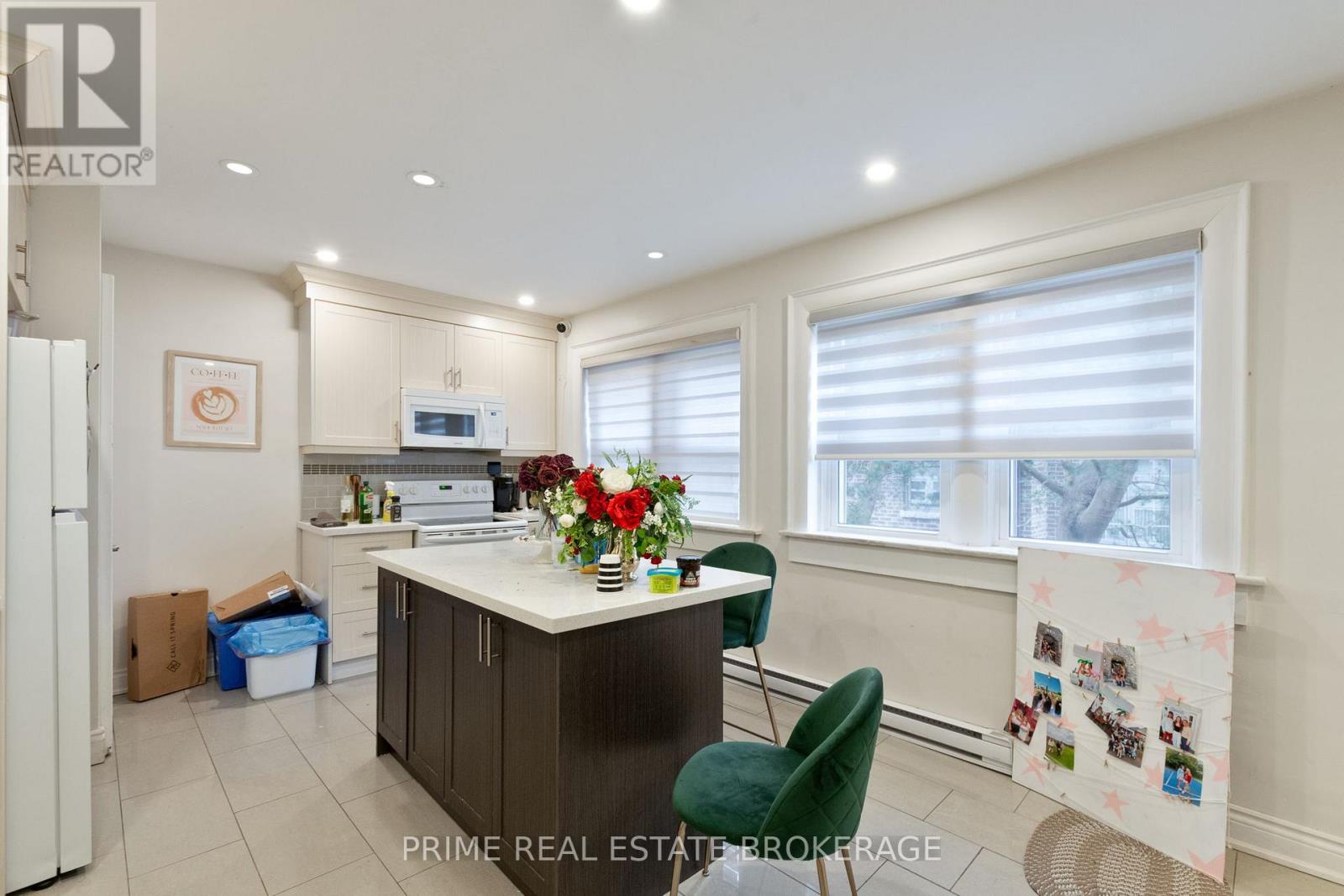 290 Huron Street, London East (East B), Ontario  N6A 2J9 - Photo 12 - X12972802