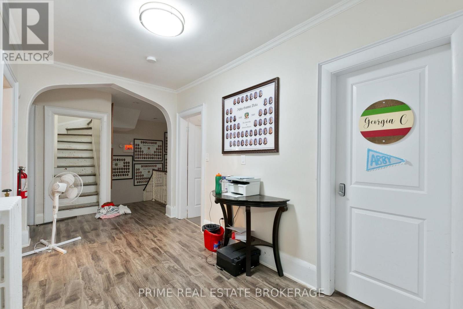 290 Huron Street, London East (East B), Ontario  N6A 2J9 - Photo 14 - X12972802