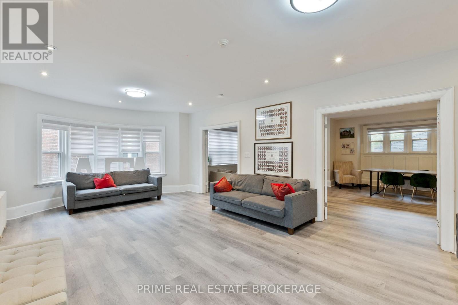 290 Huron Street, London East (East B), Ontario  N6A 2J9 - Photo 7 - X12972802