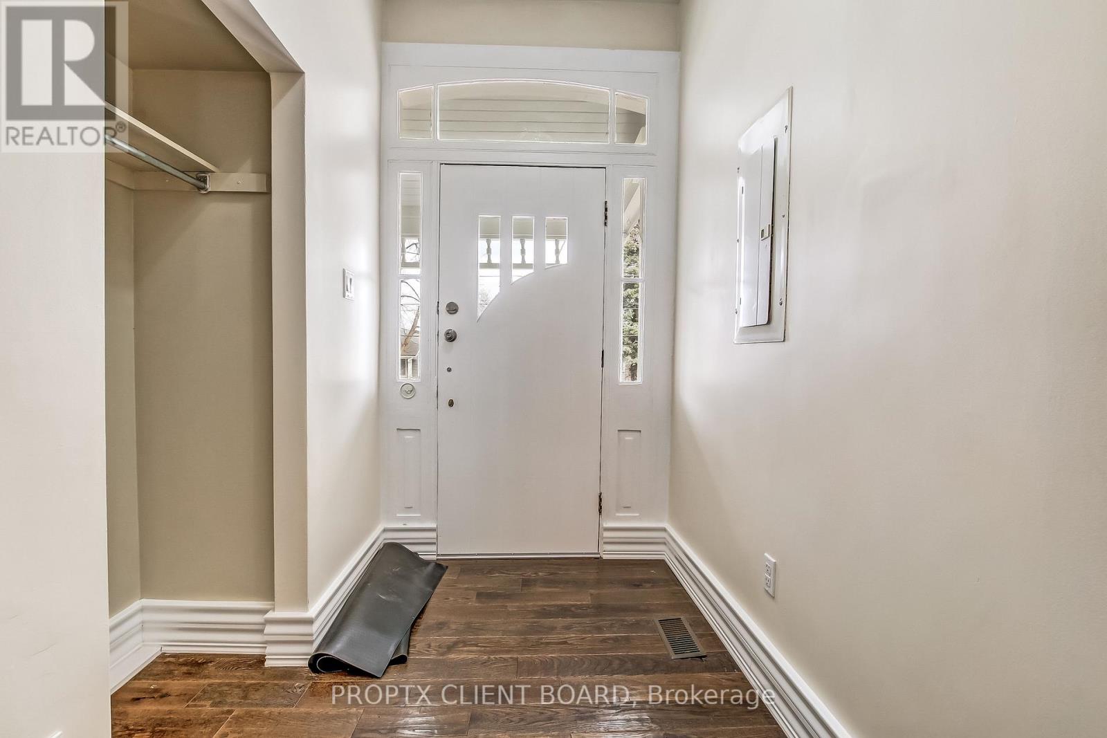 Photo 4 of 22 for 727 Queens Avenue S